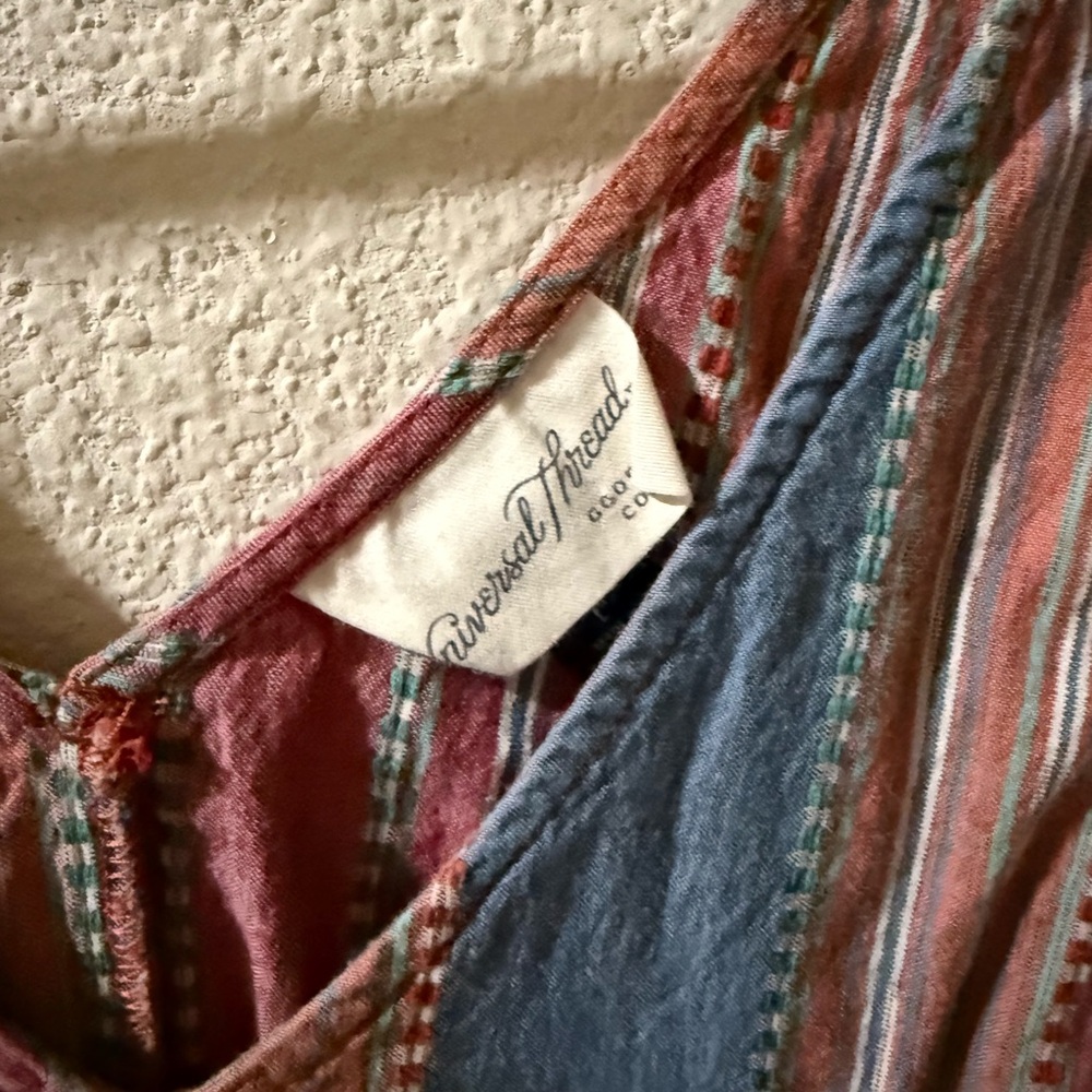 Universal Thread Multicolor Striped V-Neck Top - Picture 2 of 2